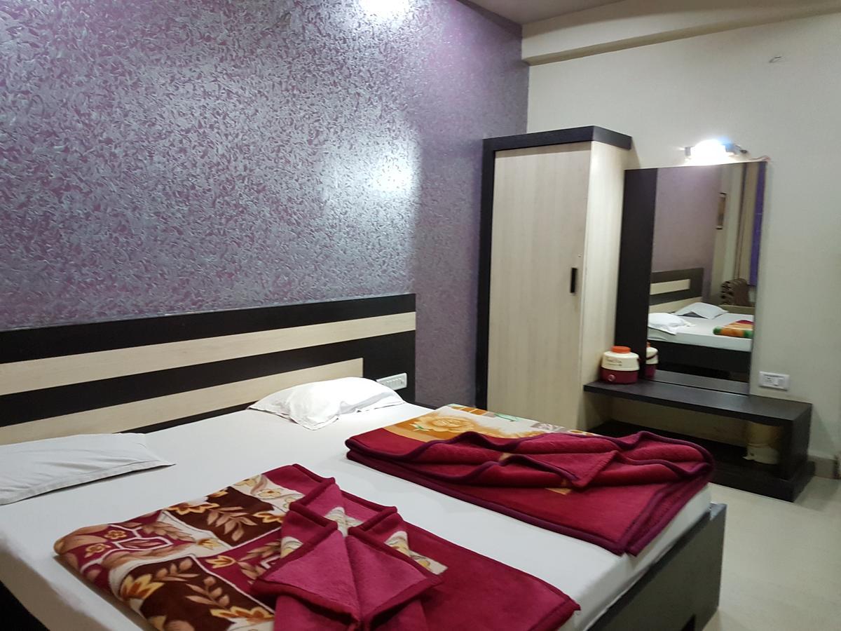 Hotel Raviji'S Retreat 卜山 外观 照片
