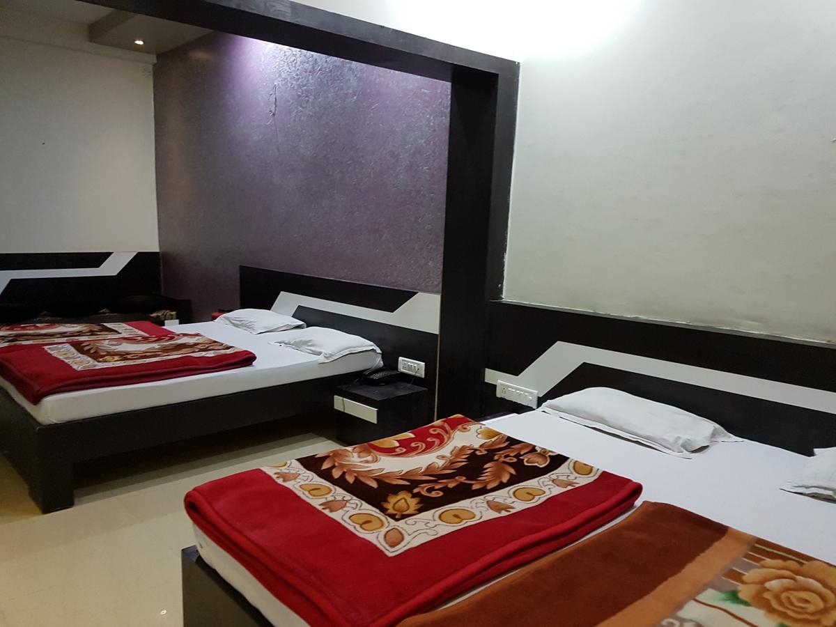 Hotel Raviji'S Retreat 卜山 外观 照片
